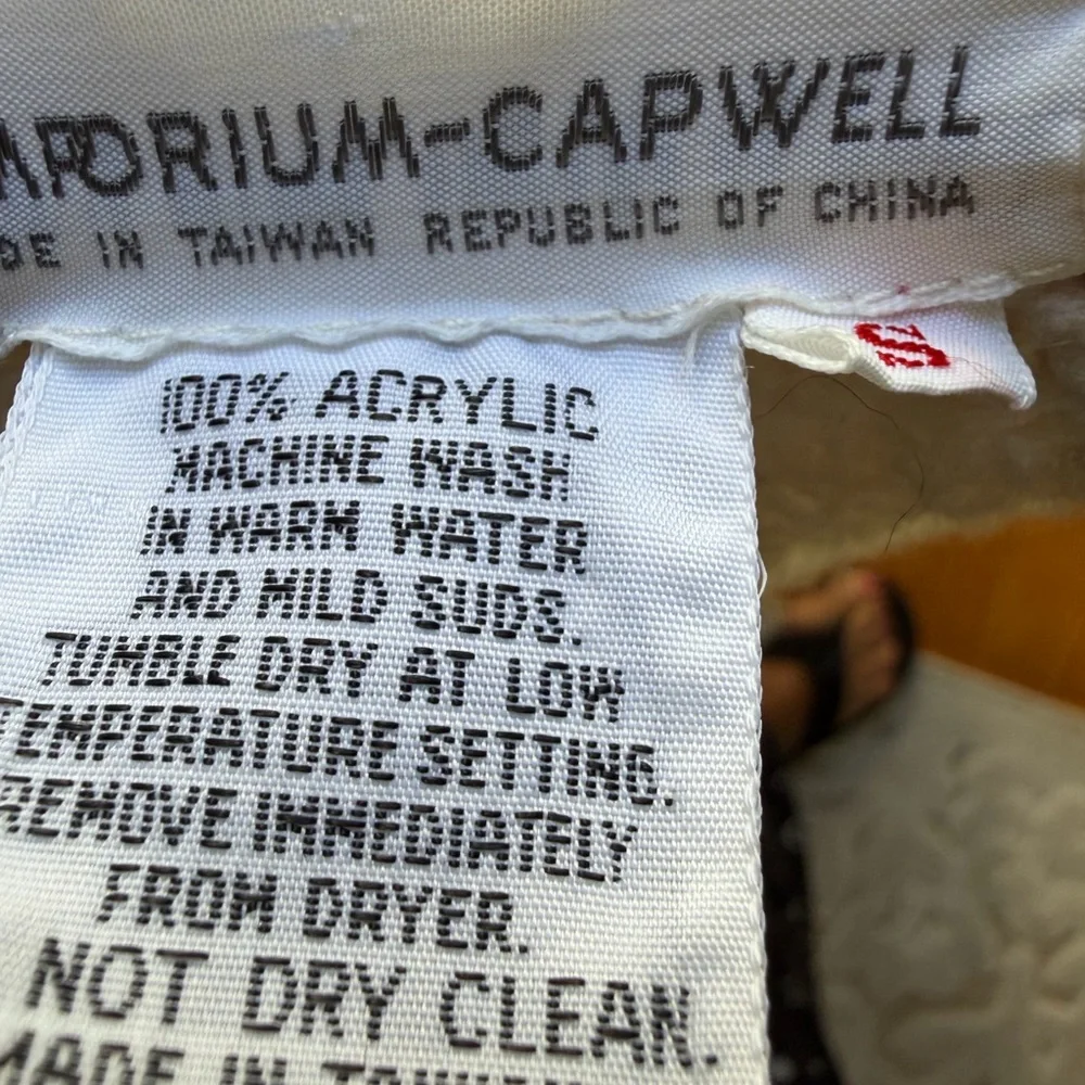 Vintage EMPORIUM CAPWELL Cream Women's Cardigan - Picture 2 of 5